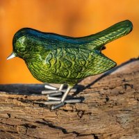 Tilnar Art Brushed Lime Robin - 12.5 cm